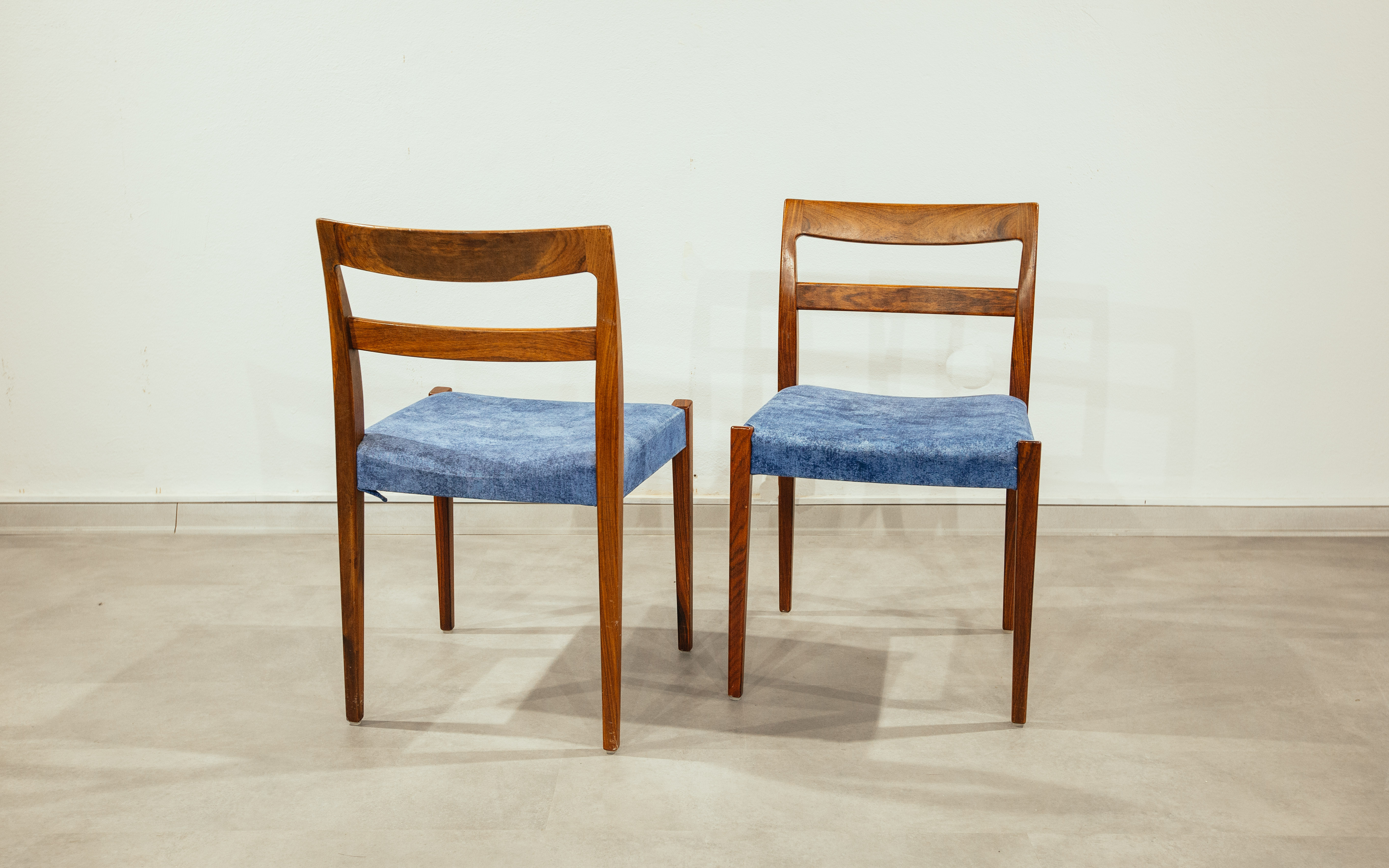 Troeds chairs (4 Pieces)